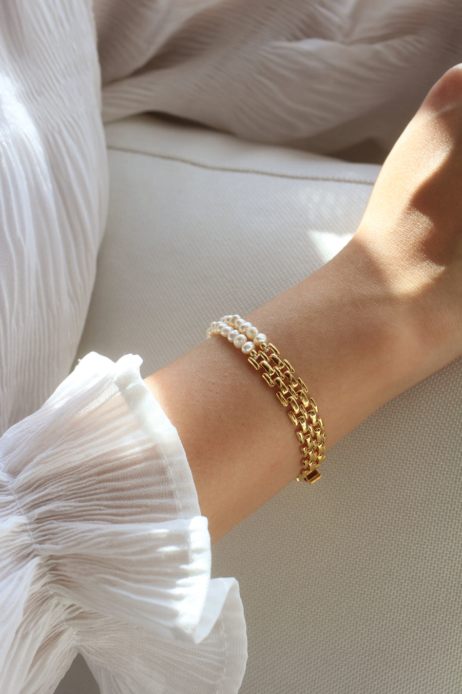 Hannah Gold Pearl Chain Bracelet