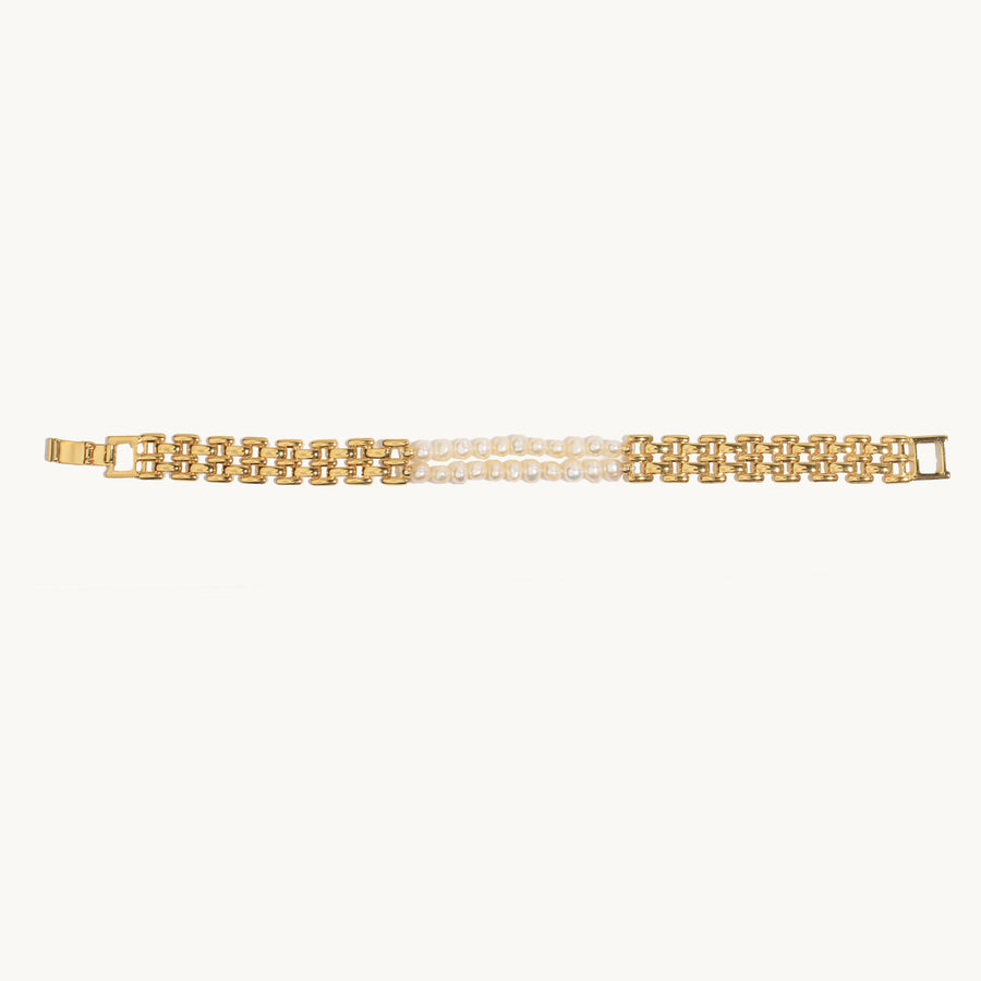 Hannah Gold Pearl Chain Bracelet