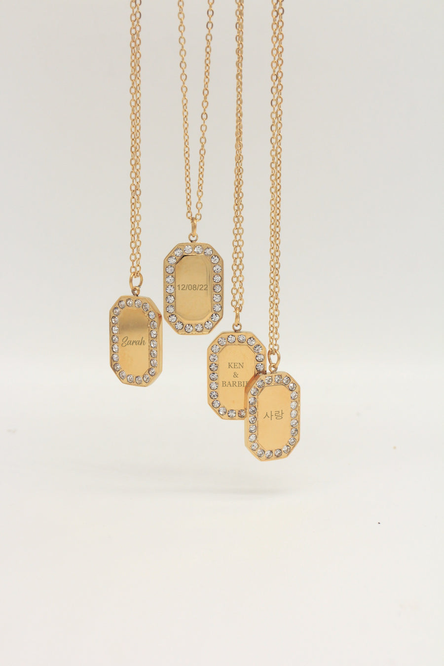Amishta Mirror Paved Engravable Gold Necklace