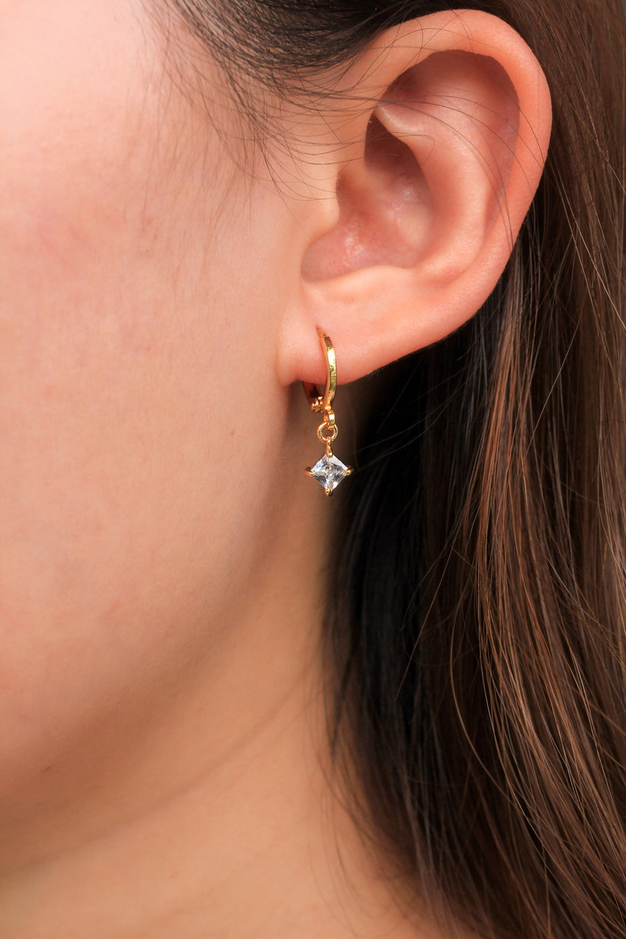 Plain Hoop Earrings - Diamond